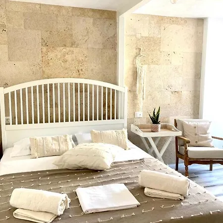 Nonna Cannella * Rhodes City