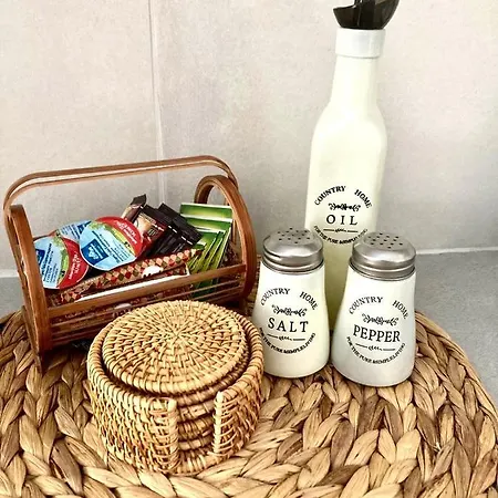 Nonna Cannella Rhodes City